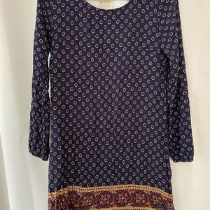 Forever 21 Long Sleeve Drop Back Dress